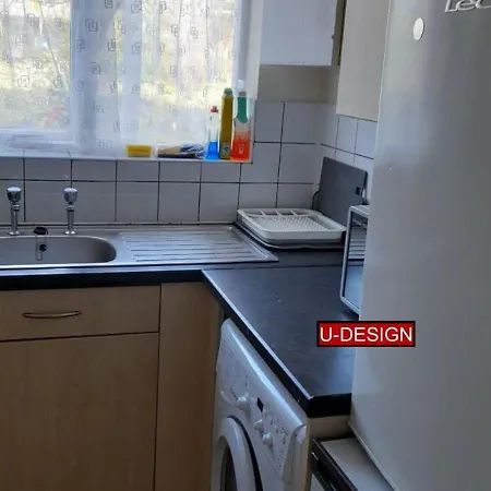 Apartment E17 Sleep Another Day London