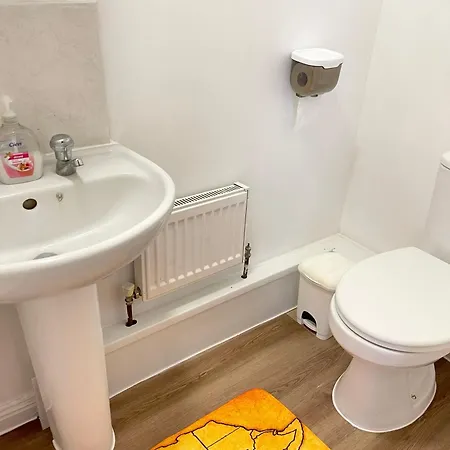 Apartment Westfield Gardens - 3 Bedroom *