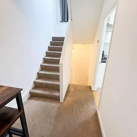 Apartment In Hackney London