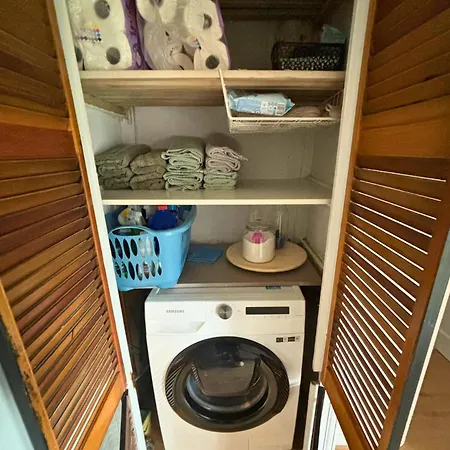 Holiday home Charming And Cosy London Home, Garden, Parking & Family Fun Mitcham