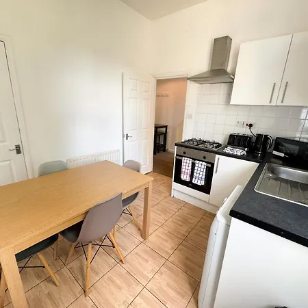 In Hackney Apartment