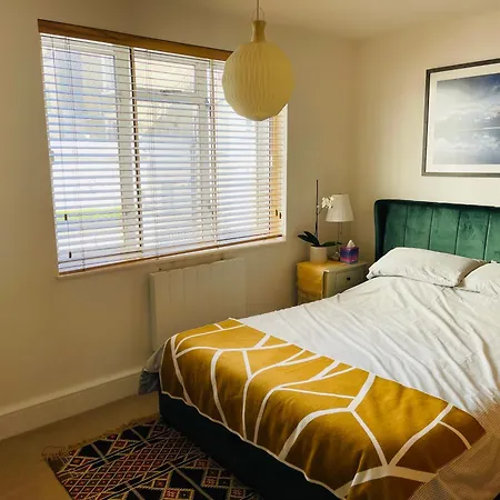 Lovely 1 Bedroom In The Heart Of Chelsea アパート