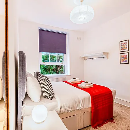 Secluded Oasis 1br Flat, Bethnal Green, 2min Tube Apartment