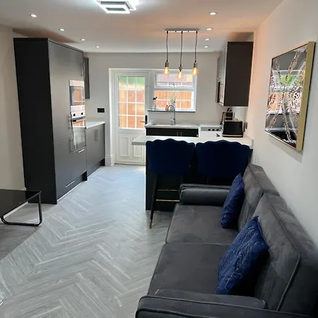 Stylish Flat In London *