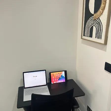 Apartment Stylish Flat In London