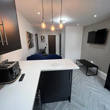 Stylish Flat In London Apartment