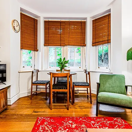 Apartment Secluded Oasis 1br Flat, Bethnal Green, 2min Tube