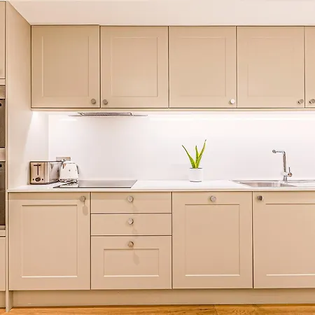 Immense Studio, Prime Location Belgravia, Chelsea דירה *