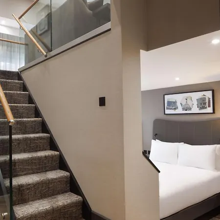 Doubletree By Hilton Victoria Ξενοδοχείο 4*