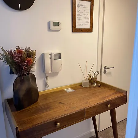 Lombok Near Old Street,islington,angel Apartment *