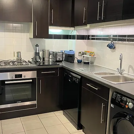 Lombok Near Old Street,islington,angel Apartment *