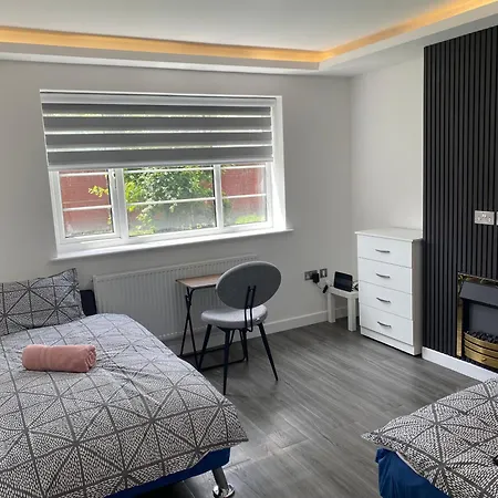2 Bedroom Flat Apartment