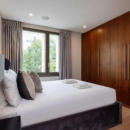 Veeve - Westbourne Curve Apartment