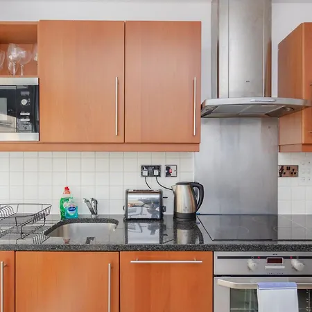 Stylish 1 Bedroom In Holborn In A Great Location *
