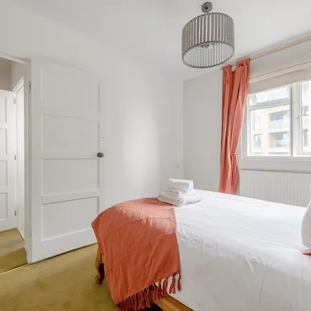 Serene 3bd Flat View Of The Thames - Hammersmith London