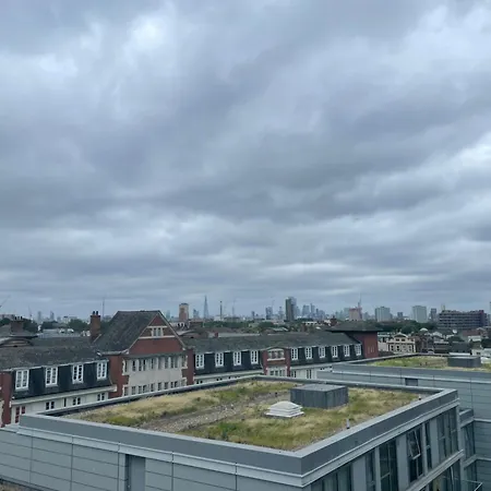 Sleek & Sunny 1bd Flat Near Greenwhich - Deptford! Apartment *