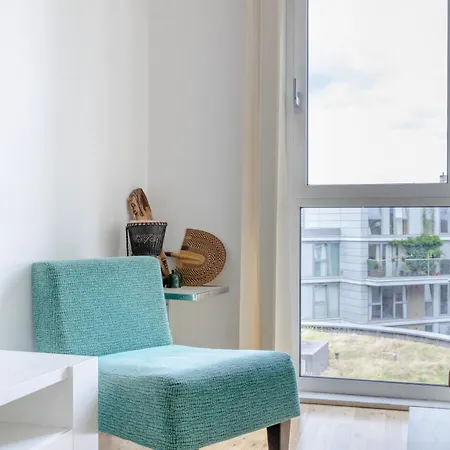 Sleek & Sunny 1bd Flat Near Greenwhich - Deptford! Apartment London