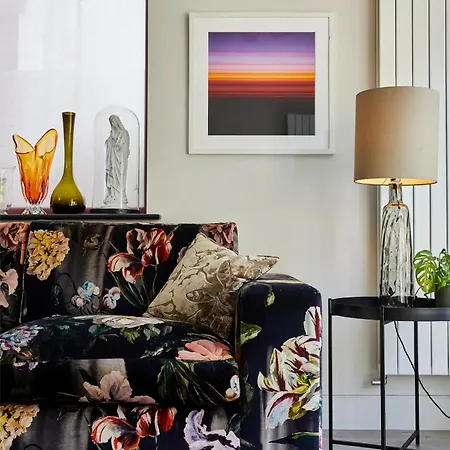 Stylish Interiors Garden Parking 3brb Flat Apartment *