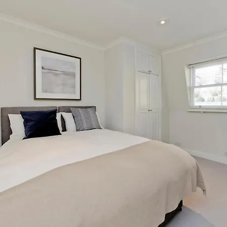 Sweet Marble Arch 2 Bedroom Mews House Holiday home