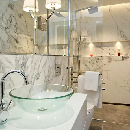 Stunning 2 Bedroom In Little Venice West Appartamento *