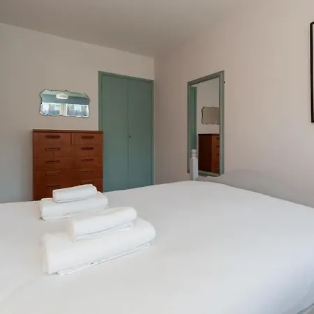 Central Stylish 4 Bedroom * Londres