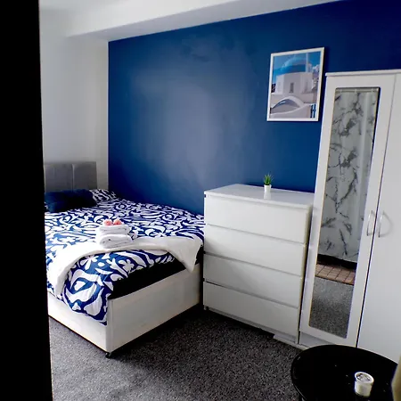 West Kensington - Santorini * London