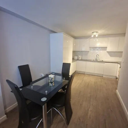 Aarons Riverview Luxury Appartement