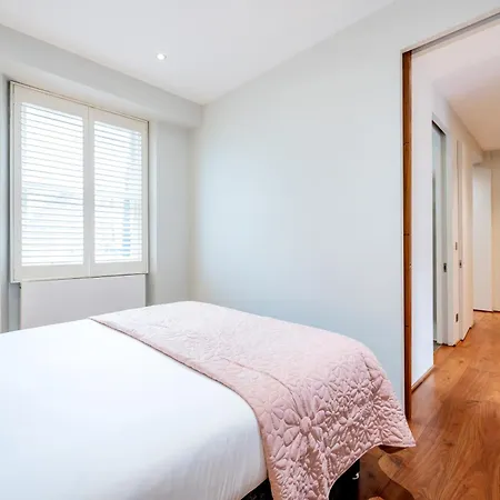 Welcome South Kensington *