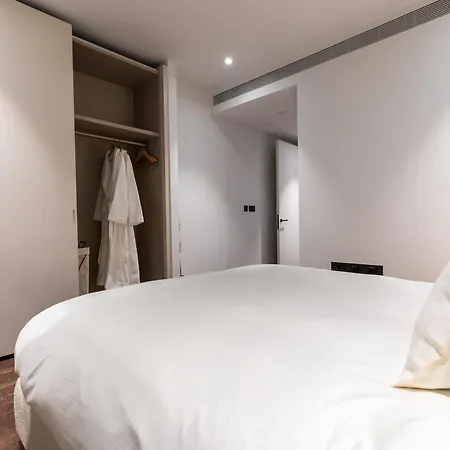 Luxurious Haven In Iconic Battersea Power Station