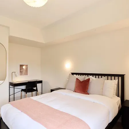 The East Mile Hideaway - Bright 1bdr Flat Apartment
