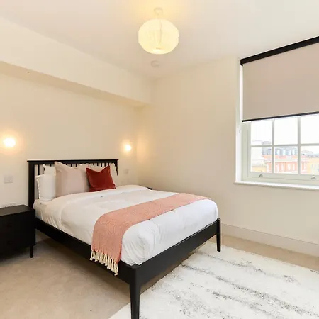 The East Mile Hideaway - Bright 1bdr Flat London