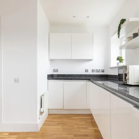 Modern 2 Bed Lewisham Catford - Perfect For Long Apartment London