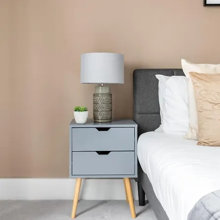 Modern 2 Bed Lewisham Catford - Perfect For Long *