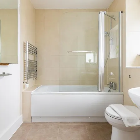 Apartment Modern 2 Bed Lewisham Catford - Perfect For Long London