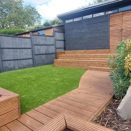 Apartment Hanwell 2 Bedroom Maisonette By 360stays *