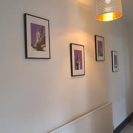 Apartment Dreamstay Garden Tube Olympic London