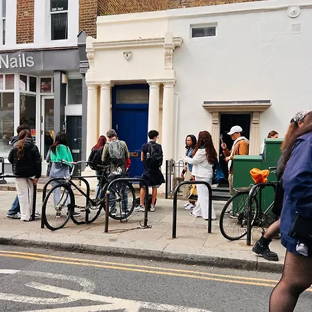 Stylish 2 Bedroom Notting Hill Superstar Apartment *