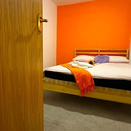 Ealing Common - Orange