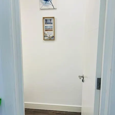 Apartment Stunning Two Bed Flat In *