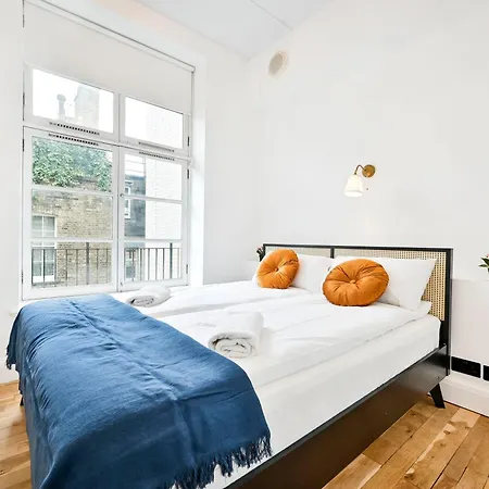 Amazing 3 Bed Great Portland Street * London