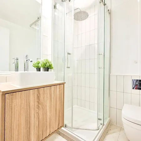 Amazing 3 Bed Great Portland Street