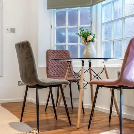 Marble Arch 1 Bedroom *