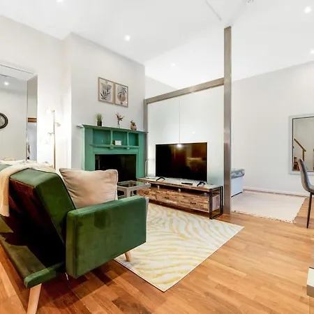 Marble Arch 1 Bedroom Apartment *
