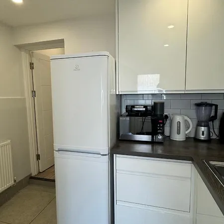 Spacious Double In Greater London