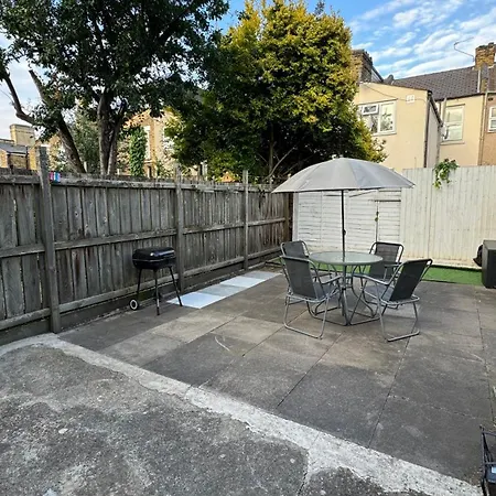 Spacious Double In Greater London