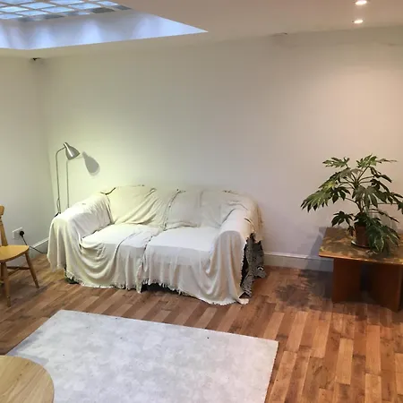 Spacious Duplex Flat London