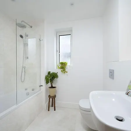 Lovely One Bedroom In Elephant Castle Apartment