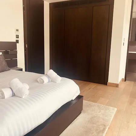 Shoreditch 3 Bed 2 Bath Large Terrace & Park View * London