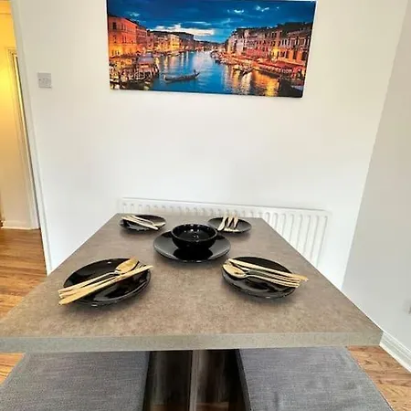Apartment Stylish Waterfront *