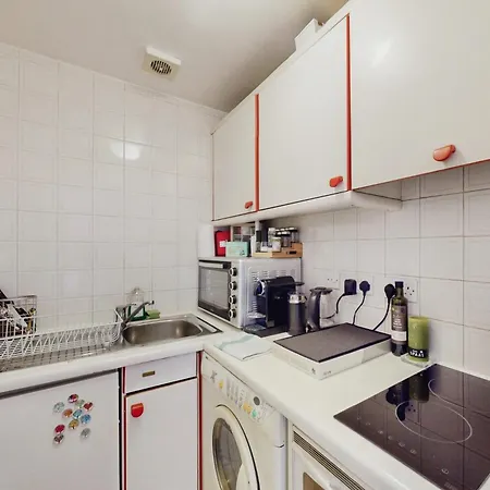 アパート Central Studio With Free Parking In Chelsea Near Tube ロンドン